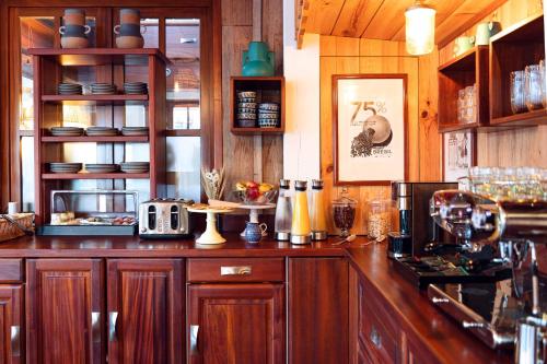 saint julien en born