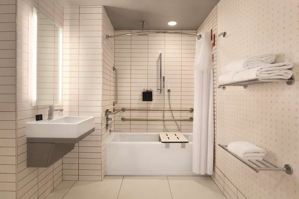 radisson red minneapolis downtown