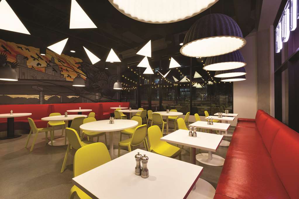 radisson red minneapolis downtown