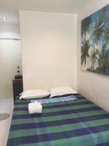 ellens resort annex