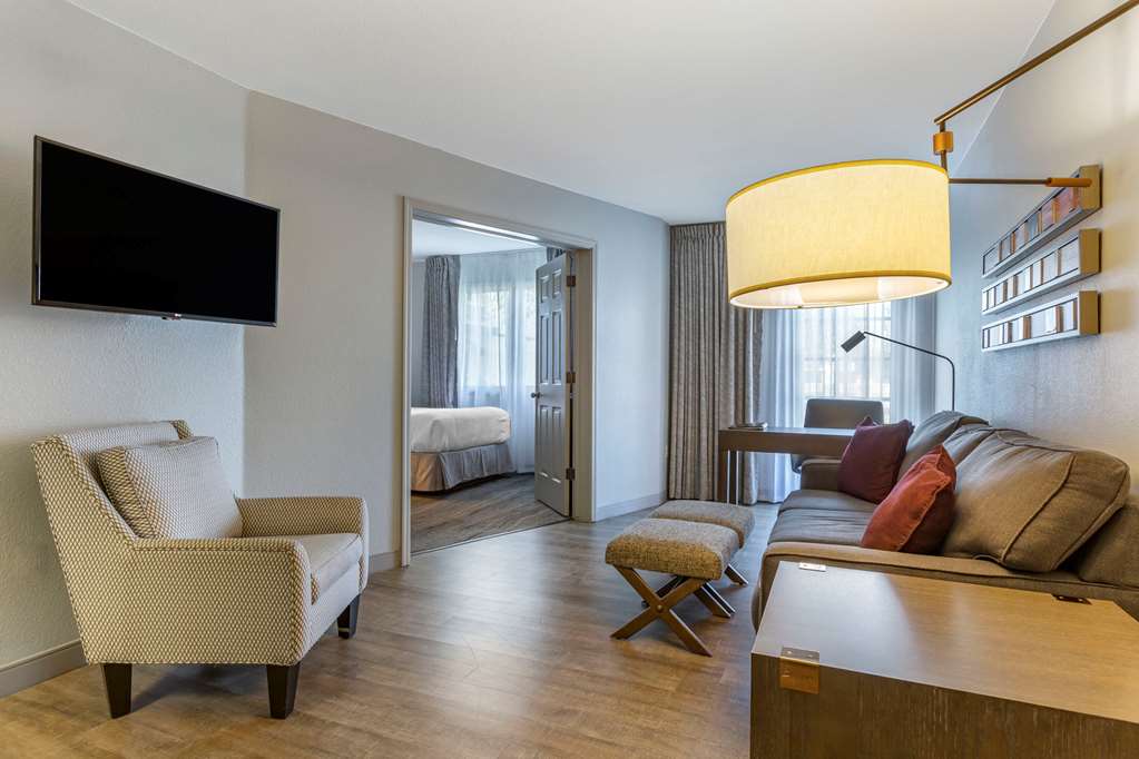 windmill suites surprise phoenix ascend hotel collection