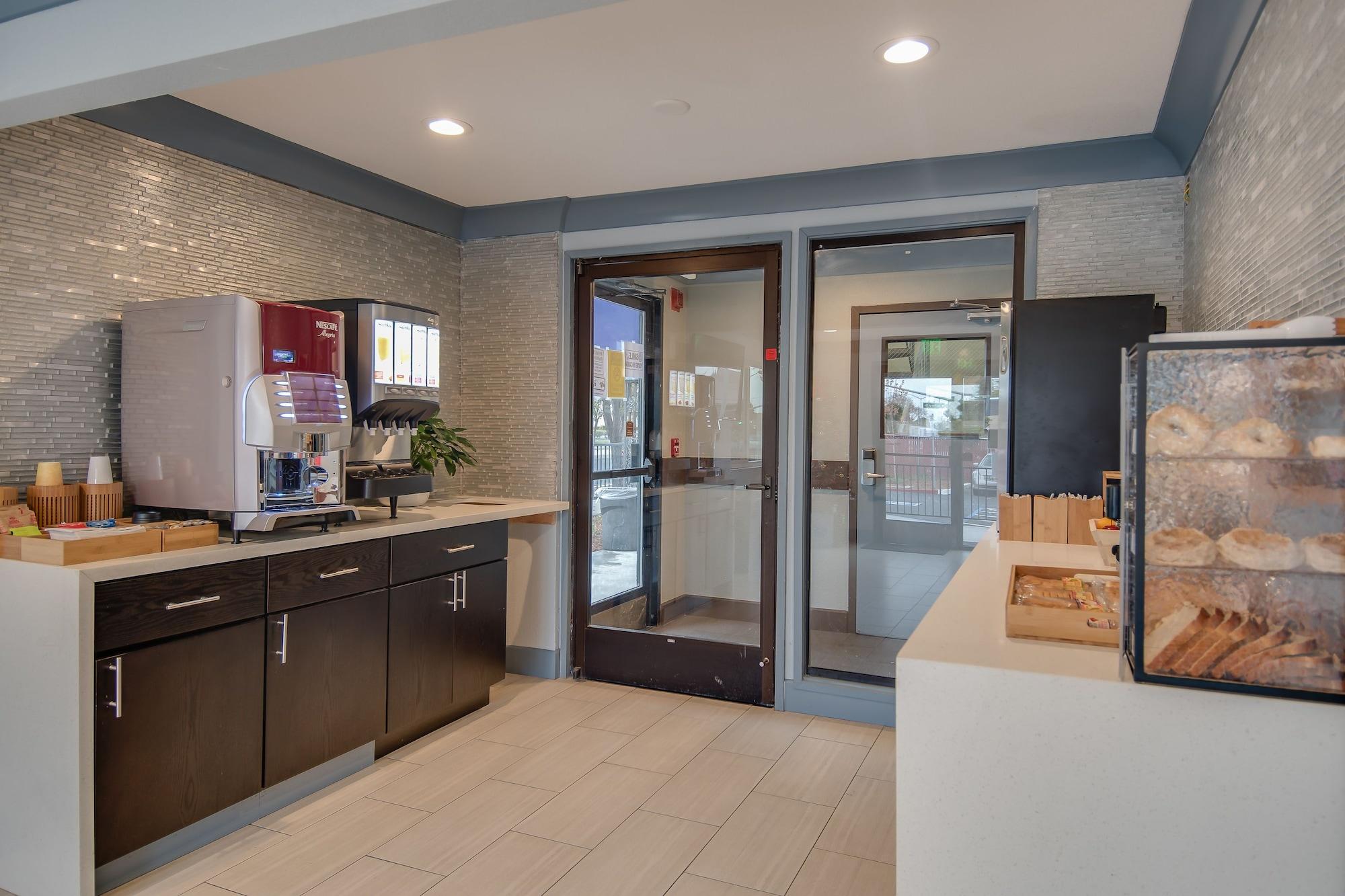 vagabond inn executive hayward