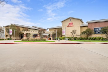 holiday inn express and suites houston nw cypressg