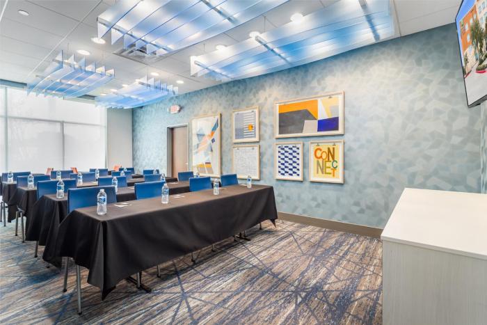 holiday inn express and suites houston nw cypressg