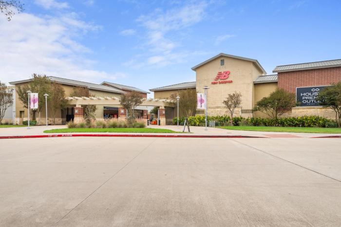 holiday inn express and suites houston nw cypressg