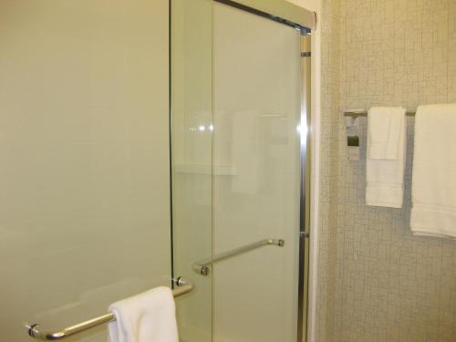holiday inn express and suites houston nw cypressg