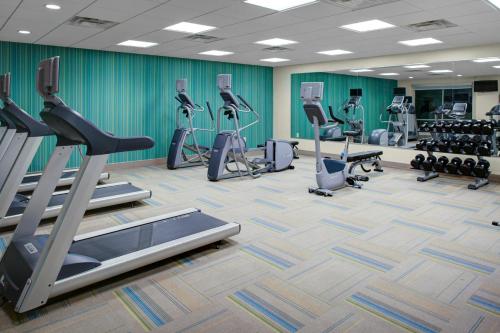 holiday inn express and suites houston nw cypressg