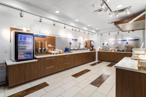 holiday inn express and suites houston nw cypressg