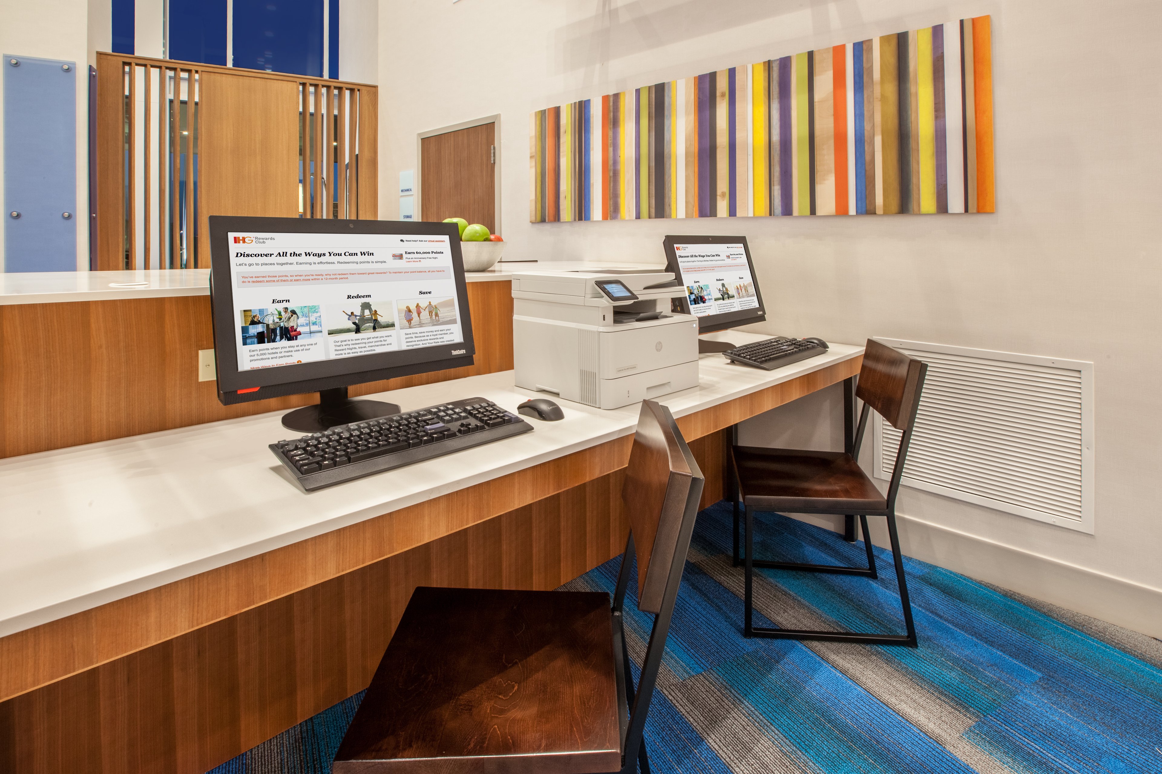 holiday inn express suites indianapolis ne noblesv