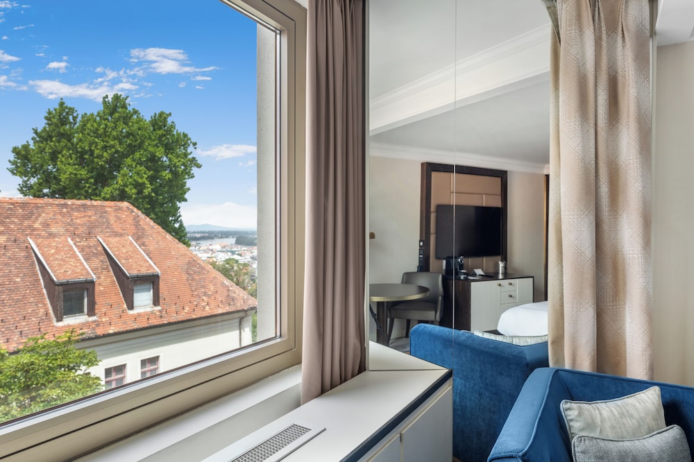 hilton budapest
