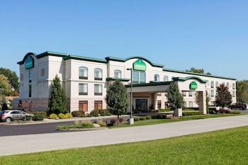 wingate by wyndham vienna parkersburg marietta