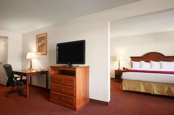 wingate by wyndham vienna parkersburg marietta