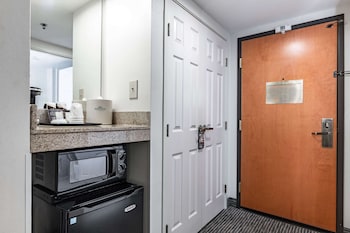 wingate by wyndham vienna parkersburg marietta