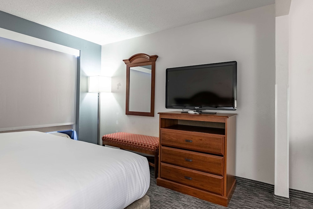 wingate by wyndham vienna parkersburg marietta