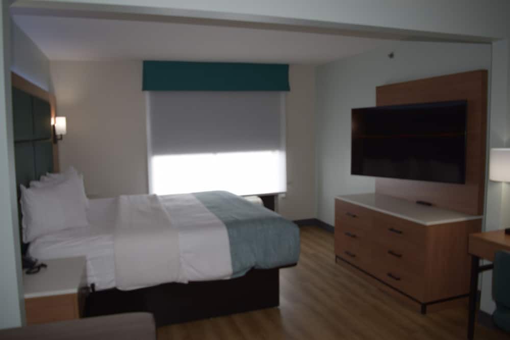 wingate by wyndham vienna parkersburg marietta