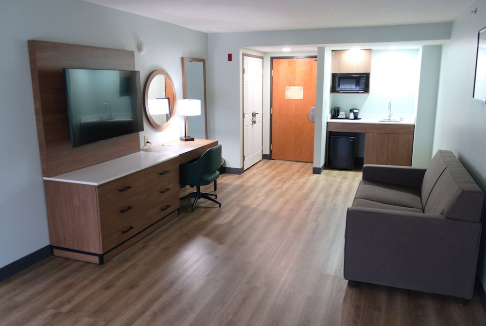 wingate by wyndham vienna parkersburg marietta