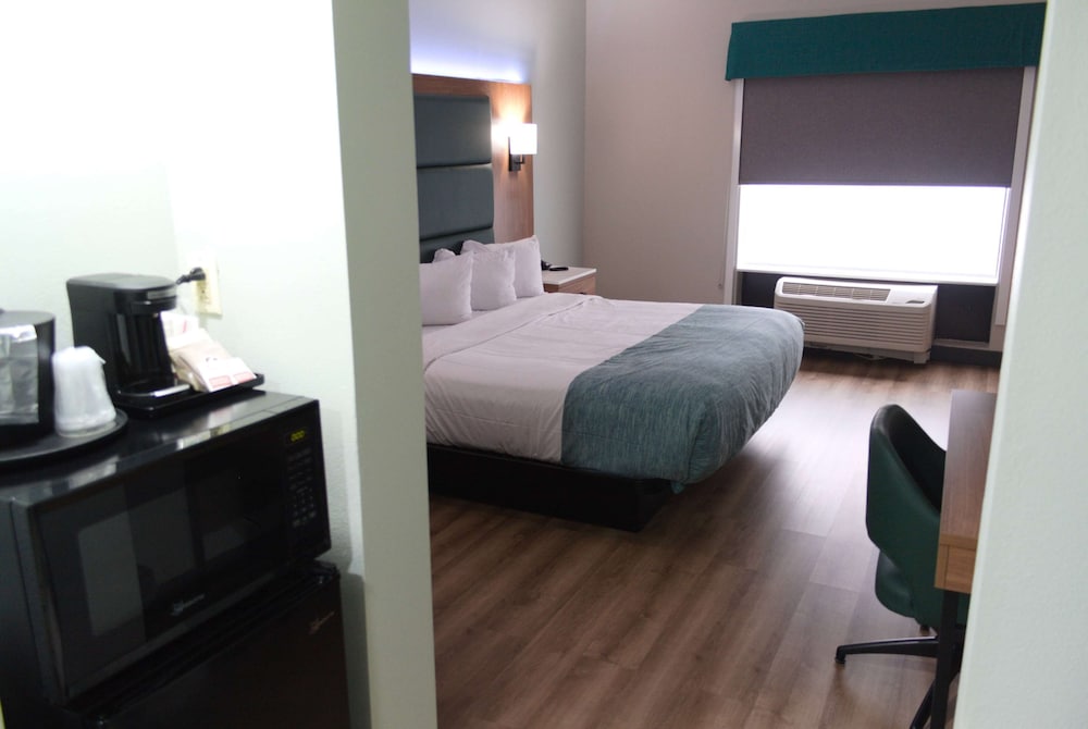 wingate by wyndham vienna parkersburg marietta