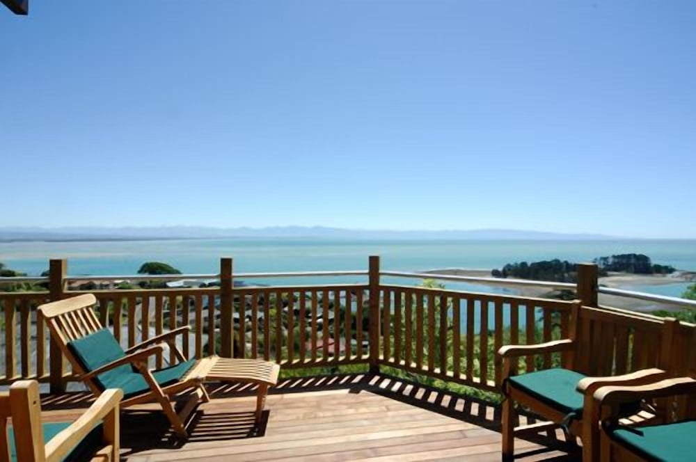 the wheelhouse inn
