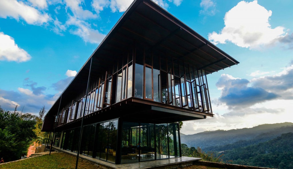 santani wellness kandy