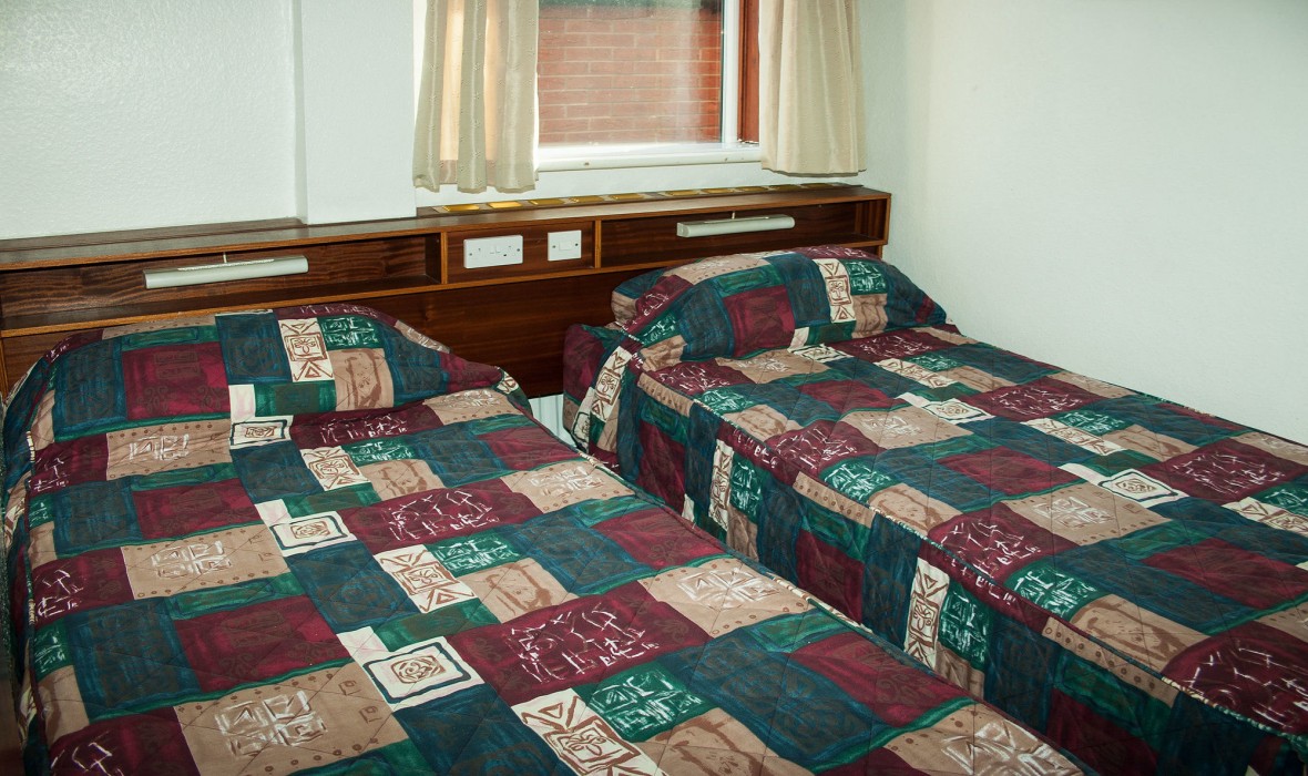 lyndene holiday apartments