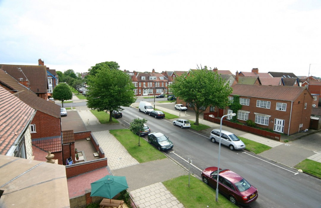 lyndene holiday apartments