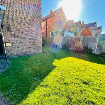 lyndene holiday apartments
