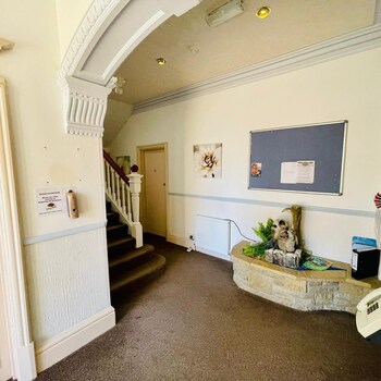 lyndene holiday apartments