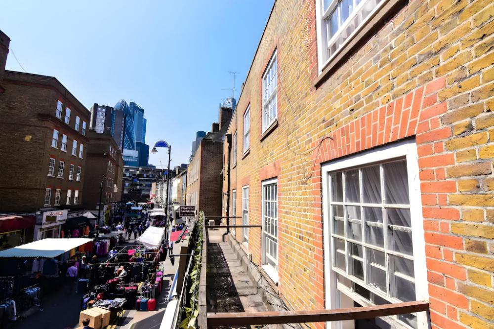 monopoly accommodations