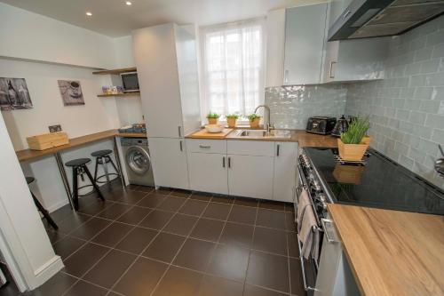 monopoly accommodations