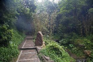 lavande hotels guangzhou baiyun avenue north metro station