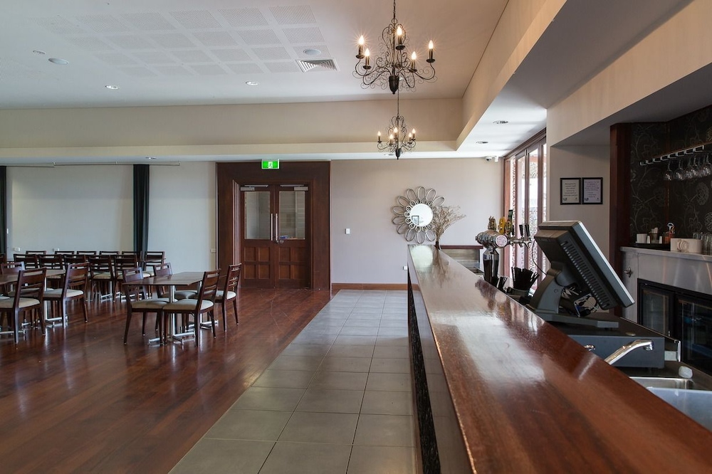 merinda village hotel