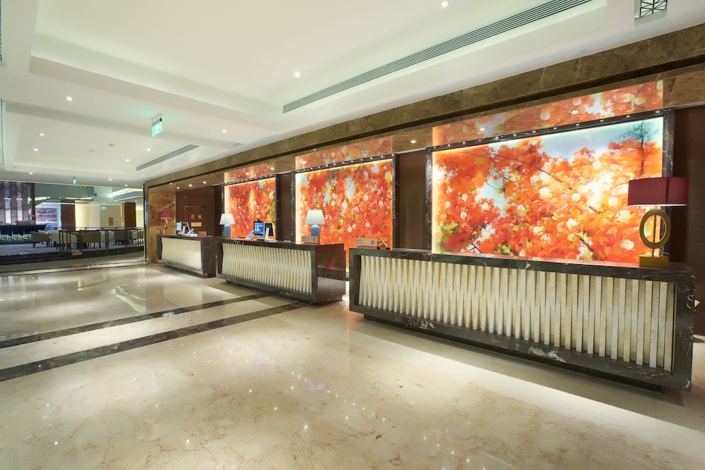 lakeside hotel xiamen airline