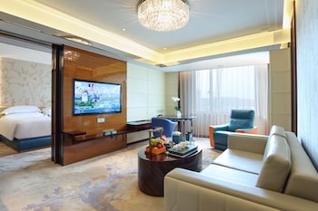 lakeside hotel xiamen airline