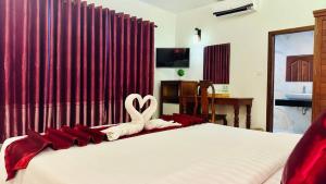 holy angkor hotel