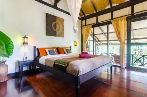 hillside nature lifestyle lodge