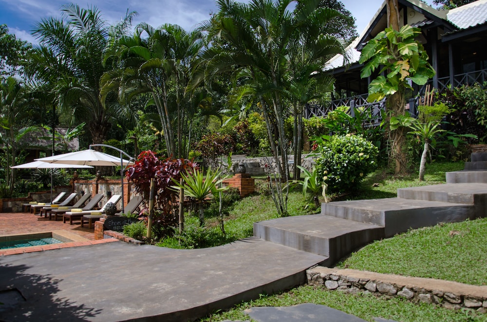 hillside nature lifestyle lodge