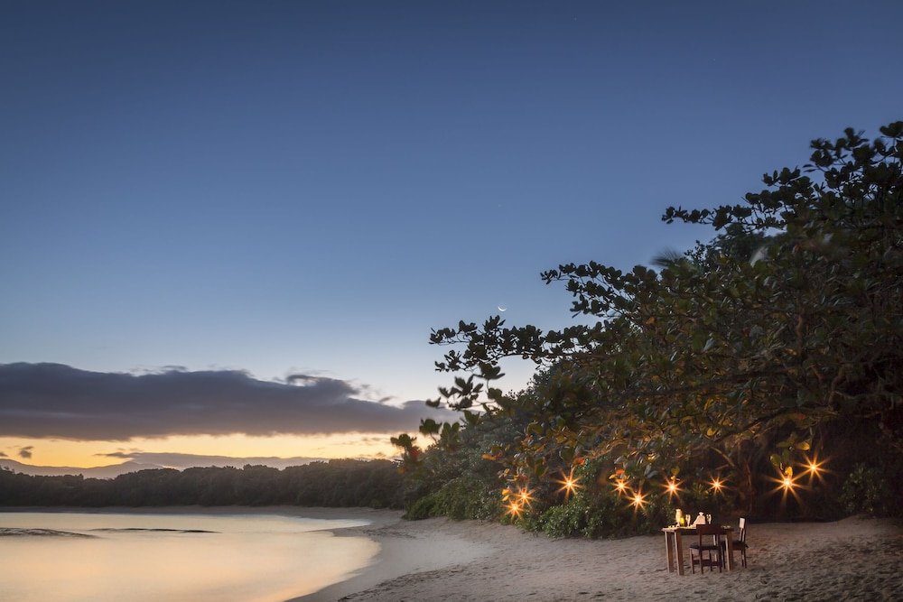 manafiafy beach and rainforest lodge