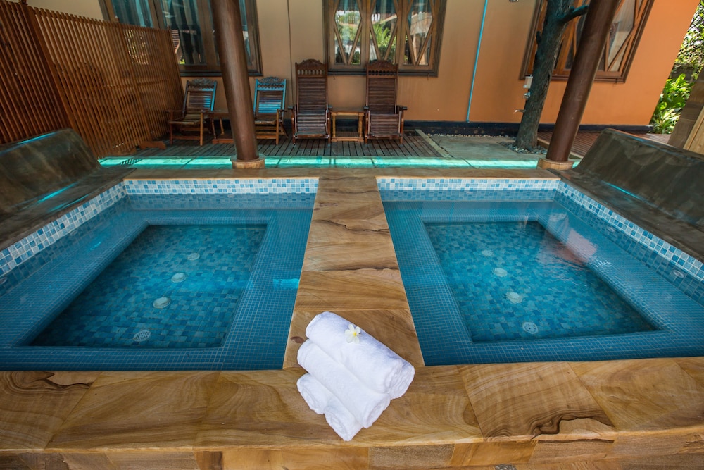 model residence and spa