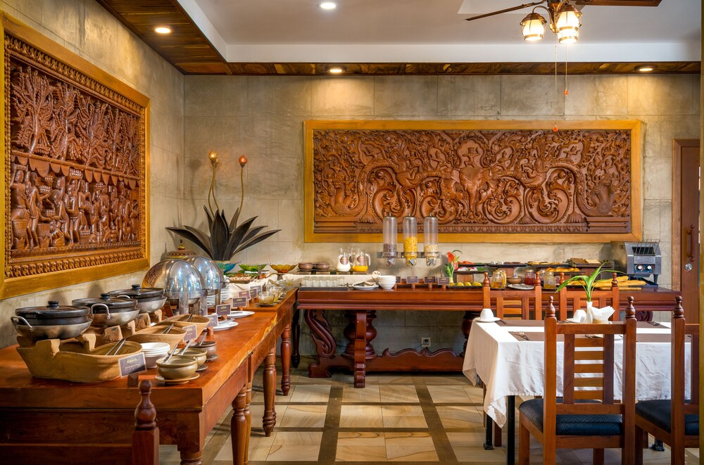 model residence and spa