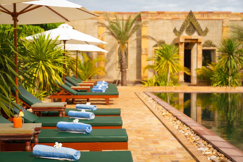 model residence and spa