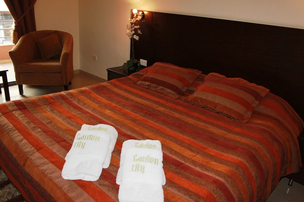 garden city residence