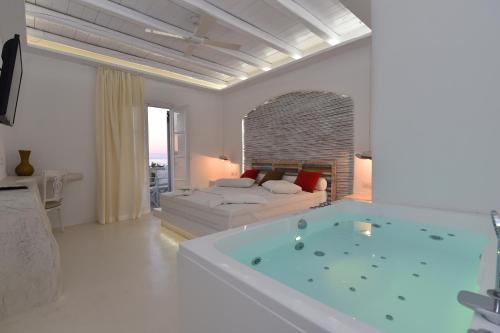 zefi hotel and suites