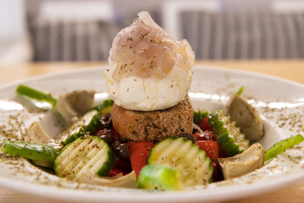 zefi hotel and suites