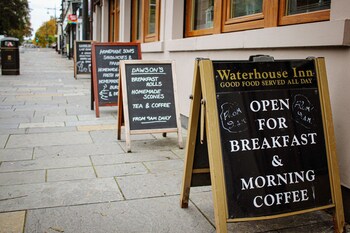 waterhouse inn