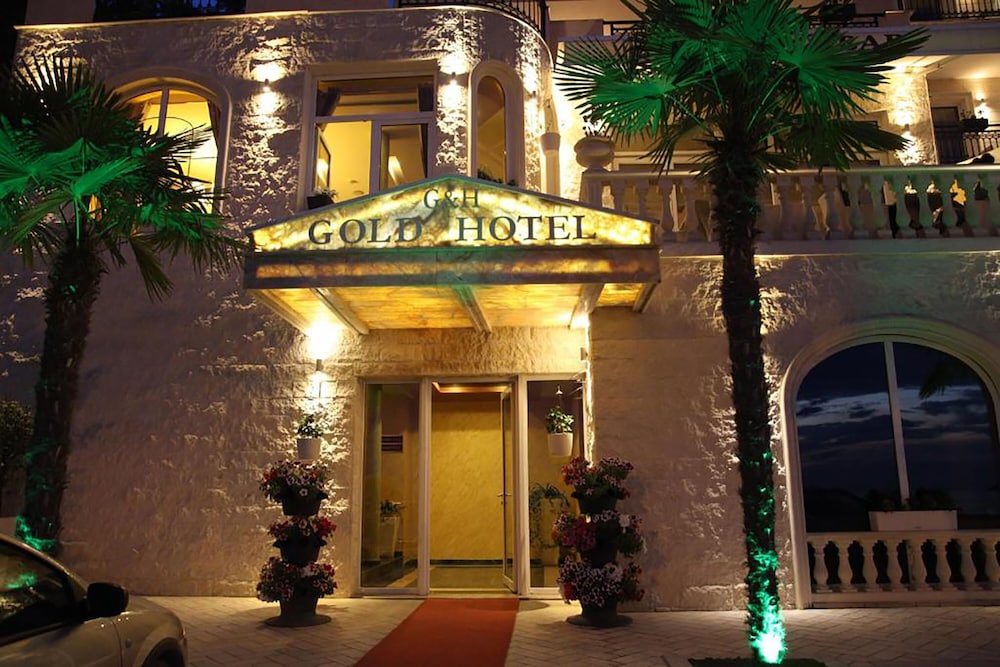 hotel gold