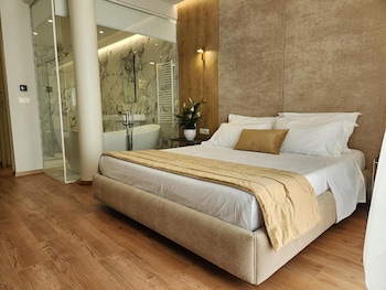hotel gold