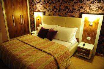 hotel gold