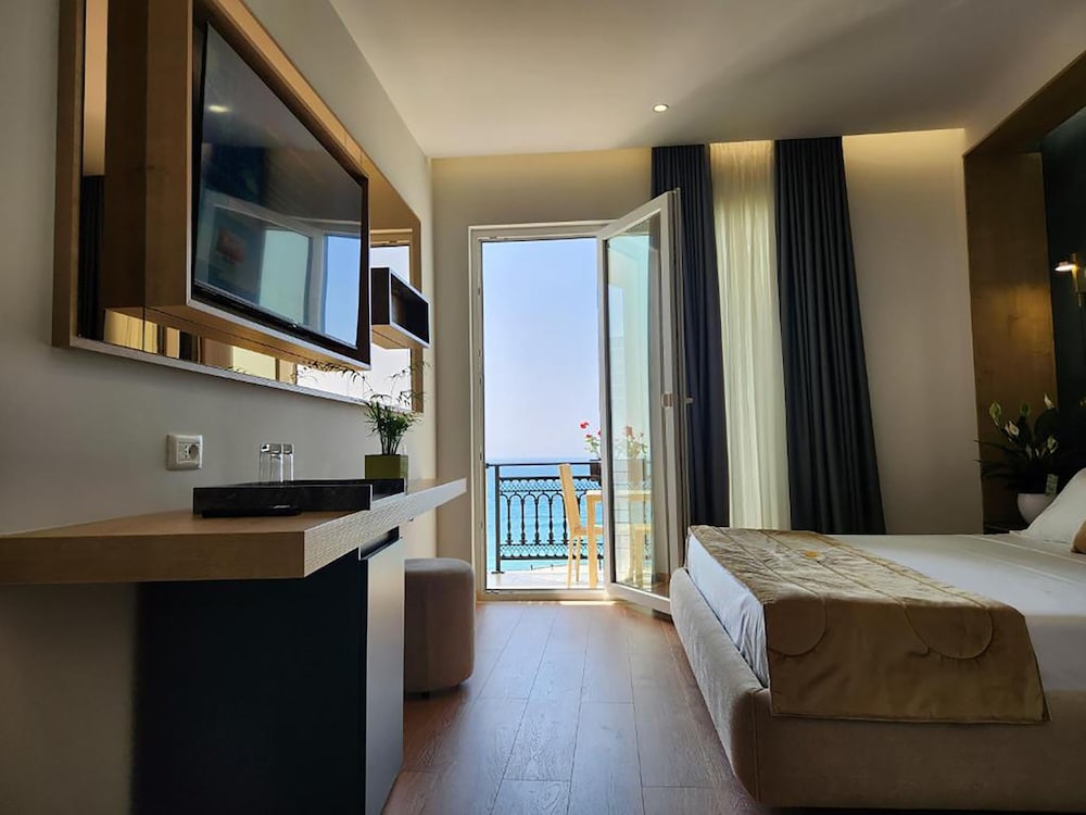 hotel gold