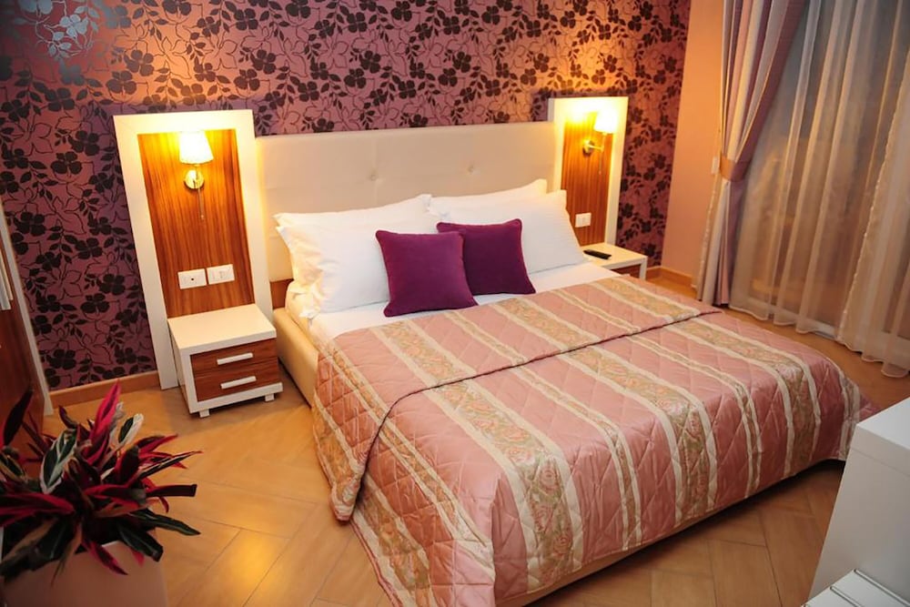 hotel gold