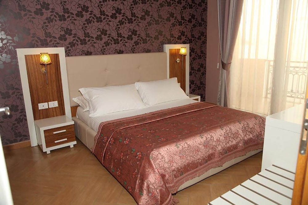 hotel gold